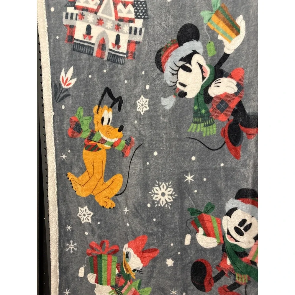 Disney Parks Christmas Mickey & Friends Reversible Fleece Throw Blanket
